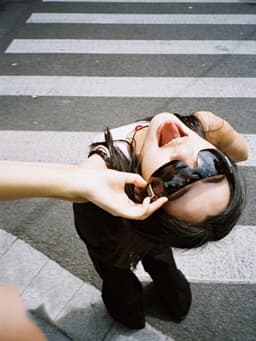 Candid photo session in a Paris street by SabShots